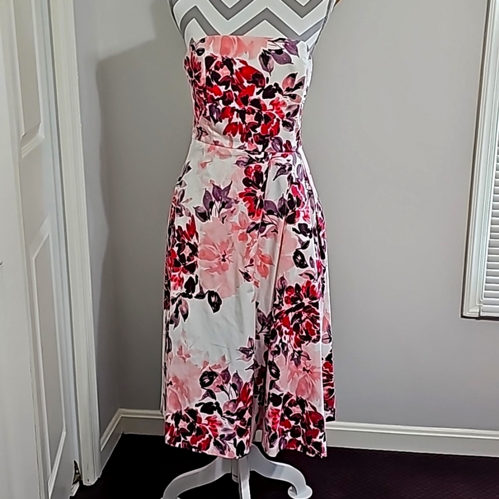 White House Black Market Strapless Dress